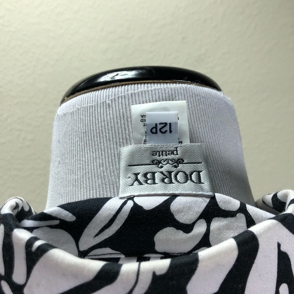 Dorby Black & White Floral Short Sleeve Midi Dress - Picture 6 of 7